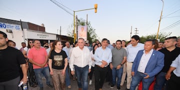 Las obras supervisadas por Jaldo y Acevedo incluyen nuevos pozos, colectores cloacales, semáforos y vehículos para el municipio.