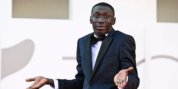 La drástica decisión del tiktoker senegalés Khaby Lame tras ser detenido en Estados Unidos