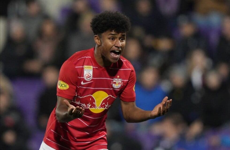 Barcelona: la dirigencia tiene apuntado al reemplazo del Kun Agüero