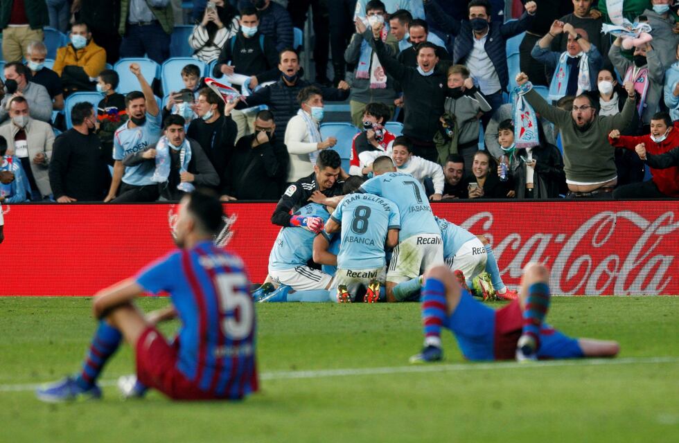 Crisis en Barcelona: del homenaje al Kun Agüero a empatar tras ir ganando 3-0 al equipo del Chacho Coudet