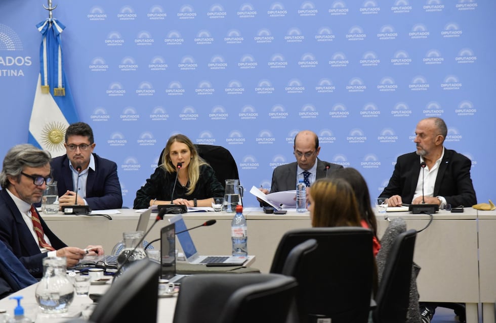 Jubilaciones: con tres propuestas separadas, la oposición presiona para mejorar los haberes