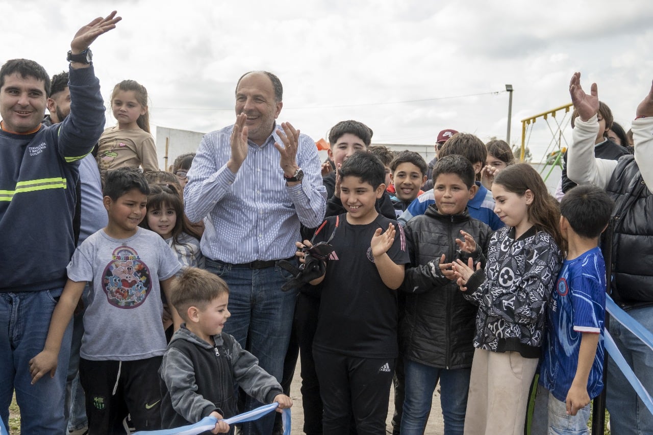 Se inauguró la plaza del barrio Olimpo
