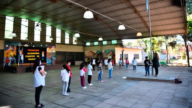Se activaron los protocolos de las clases presenciales en Córdoba (Pedro Castillo)