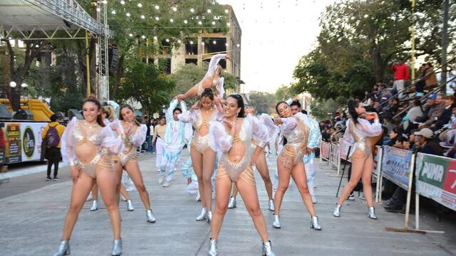 Este fin de semana se celebra los Corsos de Invierno en la "Perla del Ramal". Unas cuarenta comparsas se presentarán ante el público.