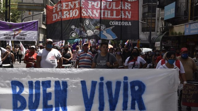 El Frente Darío Santillán de Córdoba marchó por el Centro de la ciudad.