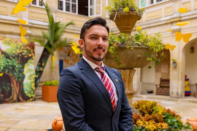 Quién es Juan Carlos Florián, el exactor de cine para adultos que ahora es ministra en Colombia