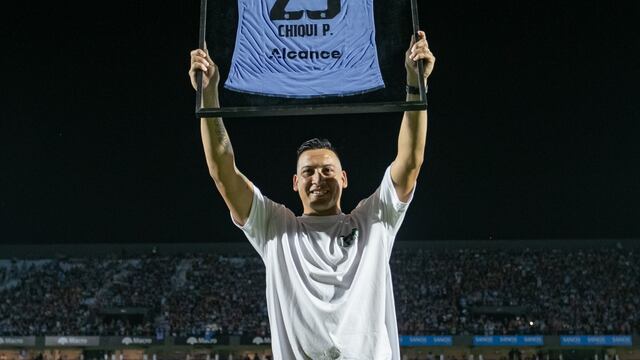Claudio "Chiqui" Pérez, en tiempo de despedidas y de reencuentros en cancha de Belgrano.