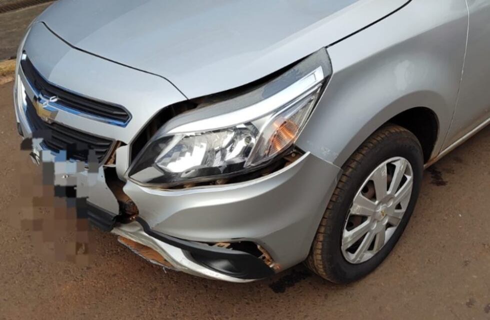 Accidente vial en Puerto Iguazú dejó a un motociclista herido