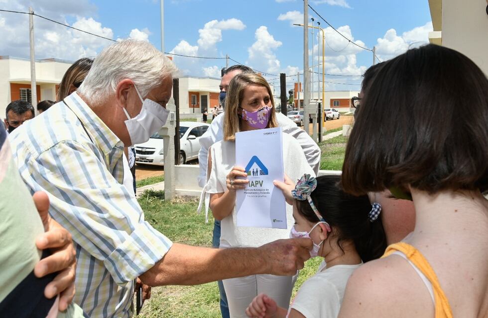 Cumplir sueños en pandemia: 78 familias gualeguaychuenses lo hicieron