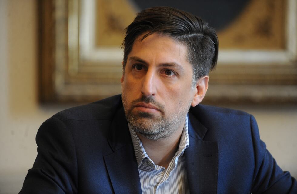 Nicolás Trotta estimó que en tres meses todos los docentes estarán vacunados