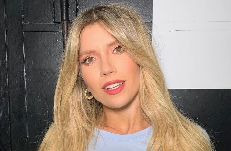 Laurita Fernández lució una bikini tiro bajo que encandiló a sus seguidores