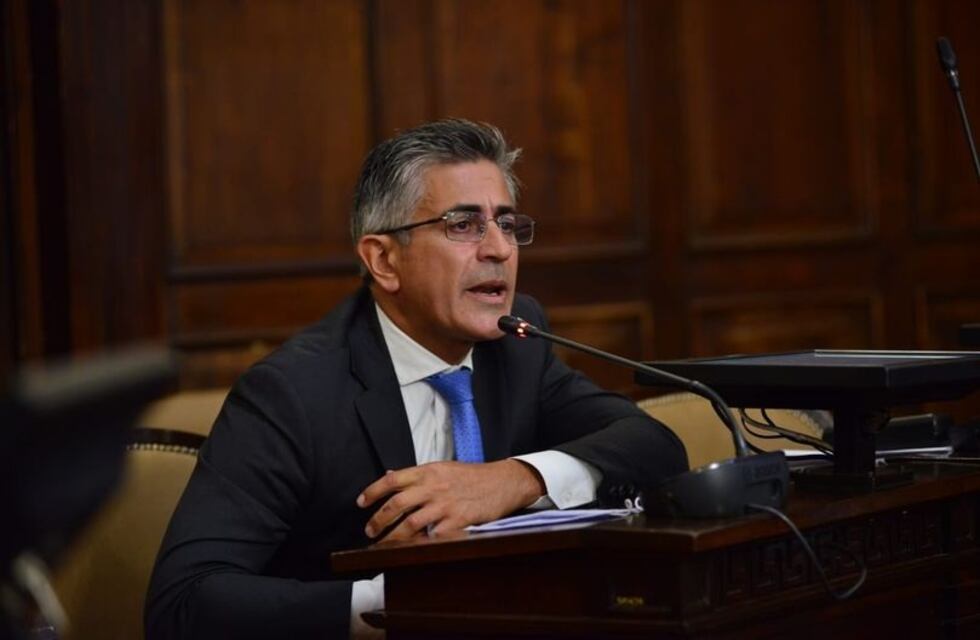 Pedido de Informe: El Senado quiere saber quiénes fueron vacunados en Mendoza