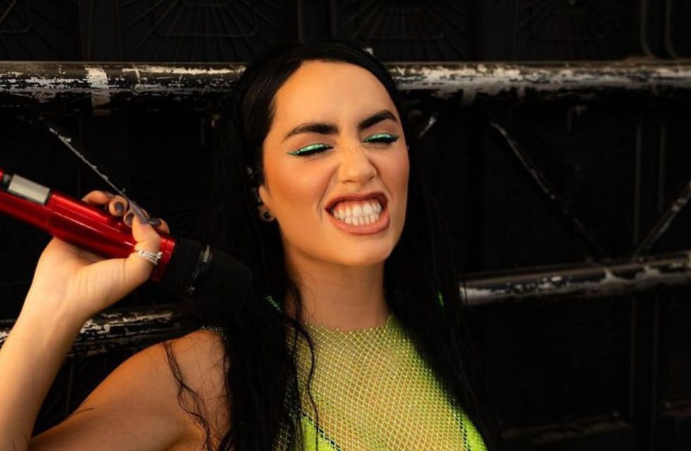 El mal momento que pasó Lali Espósito en pleno show: se le cortó el sonido y su reacción fue increíble