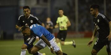Fabián Bordagaray, de los mejores en el triunfo ante Riestra, seguirá como titular en Belgrano (Facundo Luque).