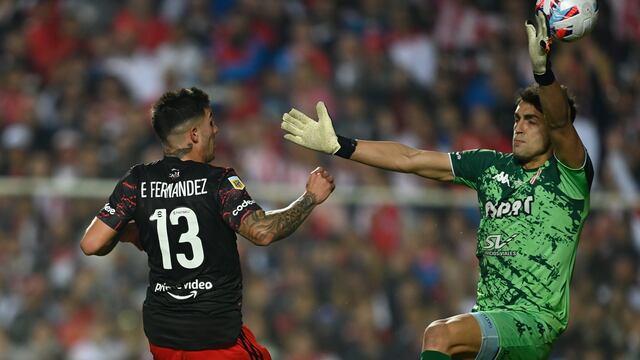 Enzo Fernández marcó un golazo para River ante Unión.