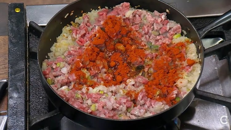 Cómo hacer las mejores empanadas de carne: la receta infalible de Gladys Olazar, de Cocineros Argentinos