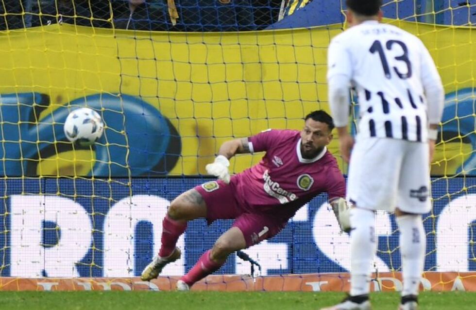 Video: Rodrigo Garro tuvo el “desquite” para Talleres en Rosario, pero le atajaron el penal
