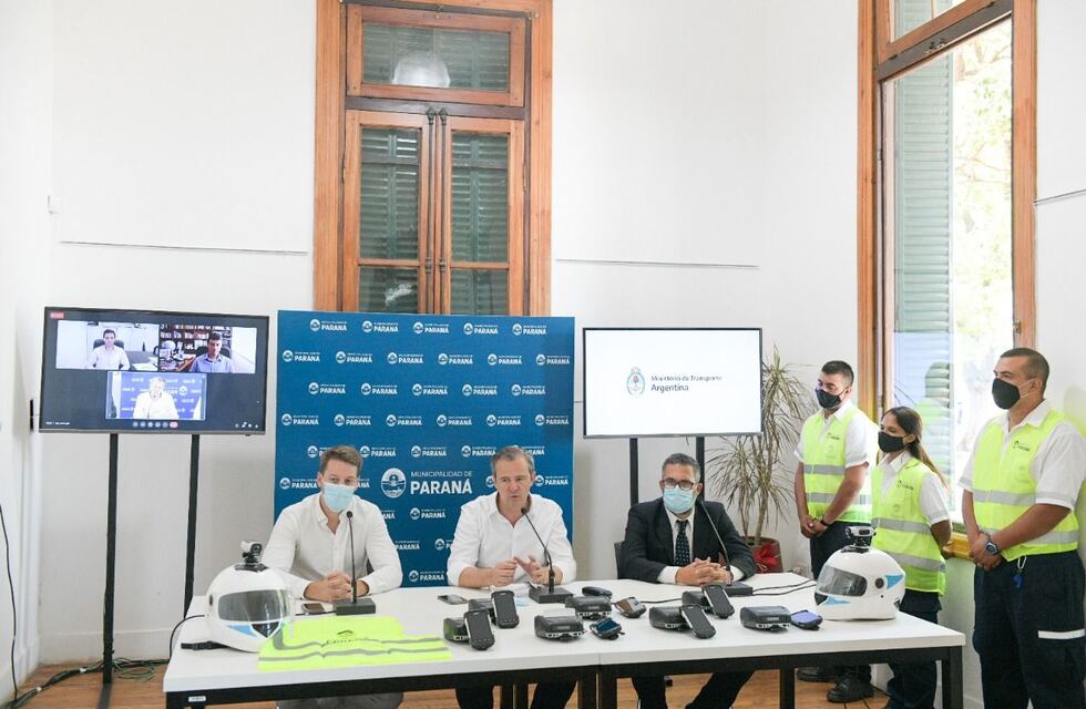 La Municipalidad de Paraná sumó equipos de fotomulta a las motos de inspectores