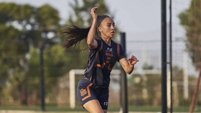 Betina Soriano y sus sueños de ascenso con Talleres. Pionera del fútbol femenino en Córdoba (Prensa Talleres).