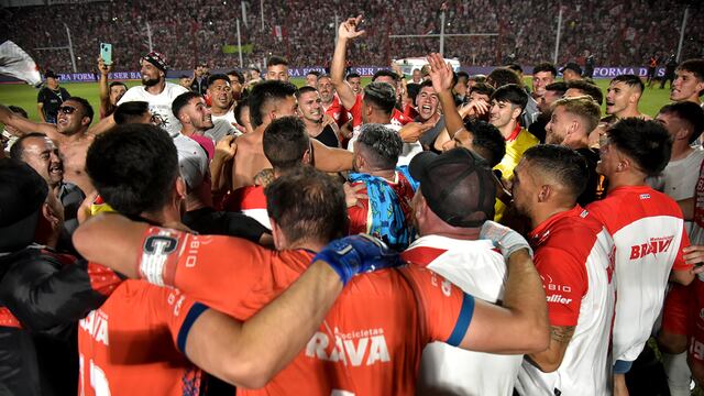 Instituto ascendió... y hubo mensaje de Talleres (Facundo Luque / La Voz).