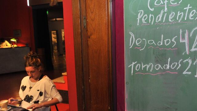 Proponen que la iniciativa solidaria "Café pendiente" llegue a Coronel Rosales.