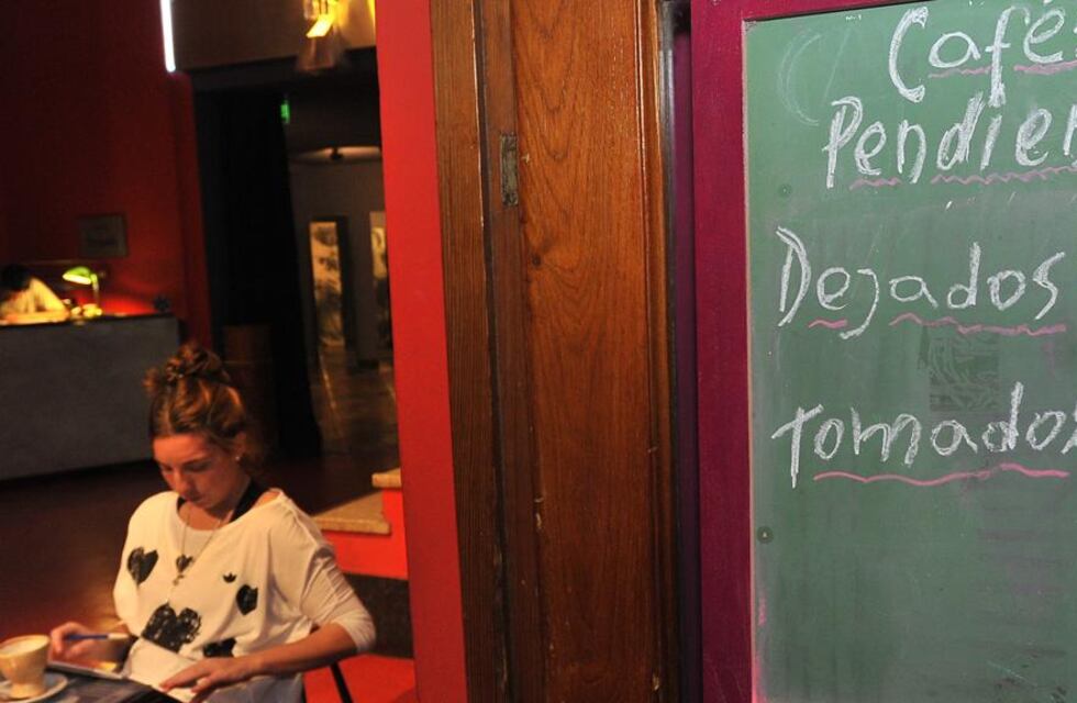 “Café pendiente”: buscan que la iniciativa solidaria se implemente en Coronel Rosales