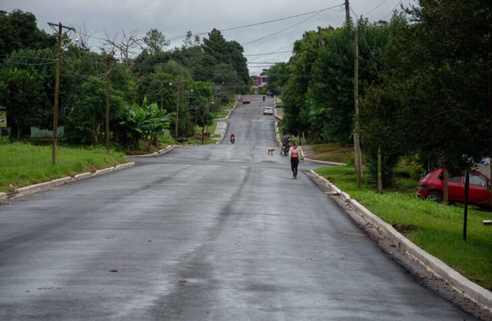 Vialidad Provincial finalizó 20 cuadras de asfaltado en San Javier
