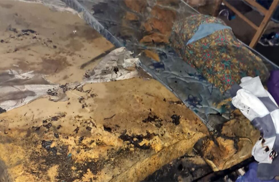 Cuatro niños y su mamá fueron hospitalizados tras incendiarse su vivienda en Paraná