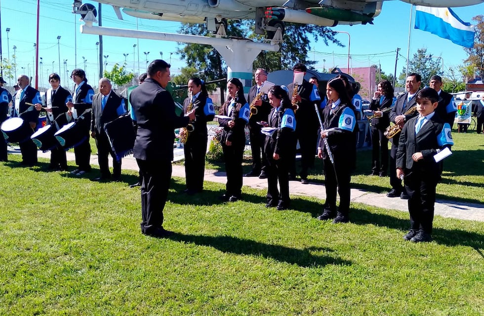 Punta Alta: Concierto de la banda de música Crucero General Belgrano