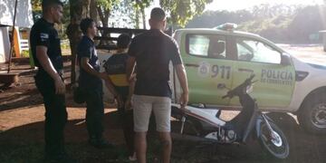 Recuperan en Corrientes motocicleta robada en Misiones.