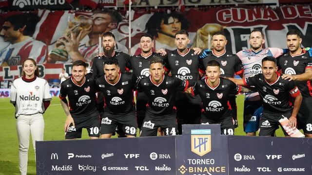 La formación de Instituto ante Estudiantes, con Roffo como arquero. (Prensa IACC).