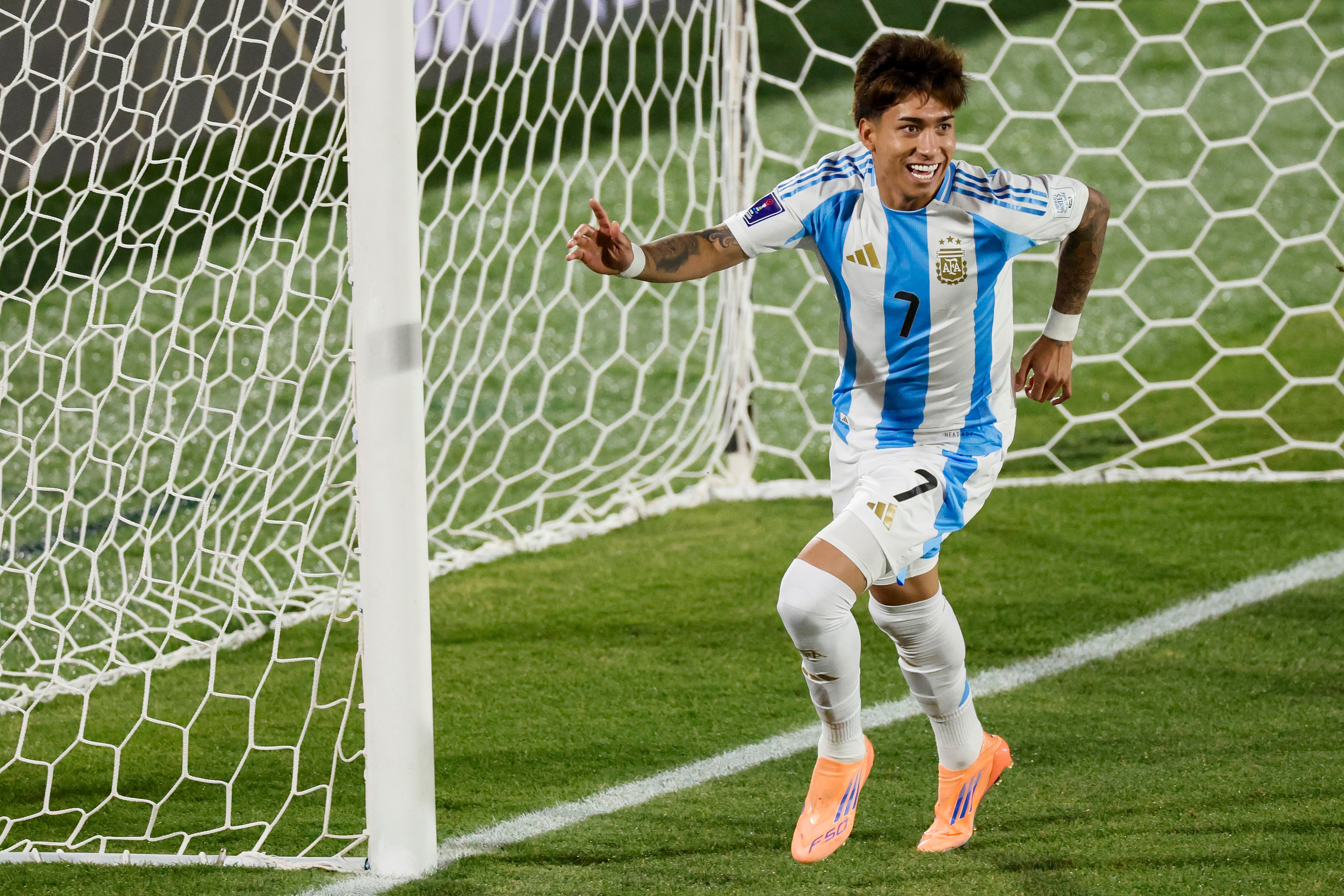 Maher Carrizo festejando su gol contra México.
Jonnathan Oyarzun/Photosport