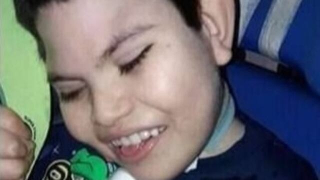 Mateo tenía 8 años, se contagió de coronavirus y padecía encefalopatía crónica con parálisis a nivel diafragmático y tráqueo.