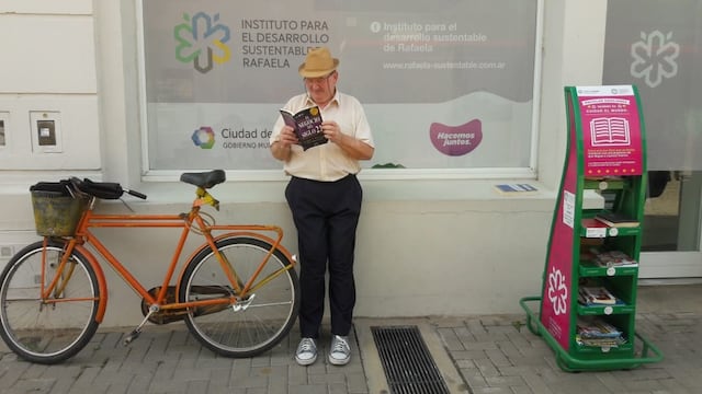 Recepción de libros en buen estado para el intercambio.