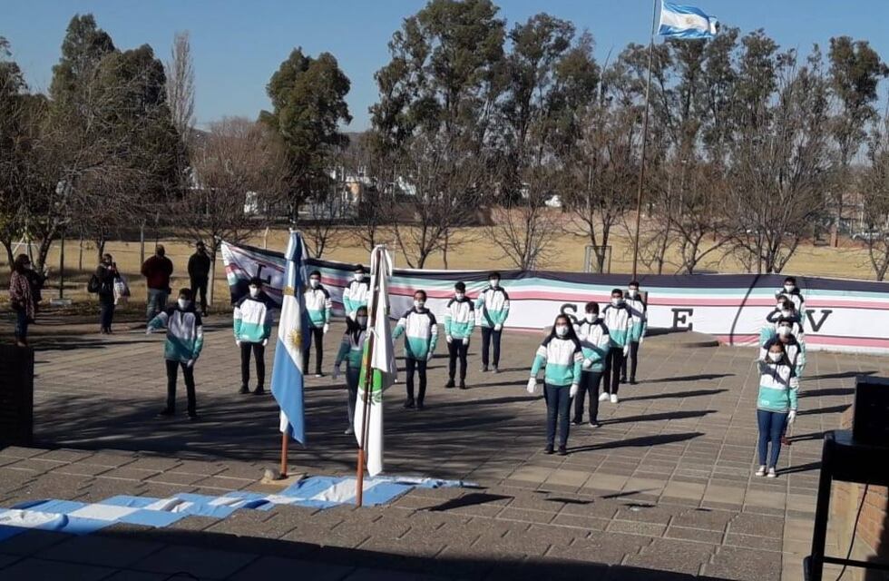 La Promesa a la Bandera se podrá realizar de forma presencial
