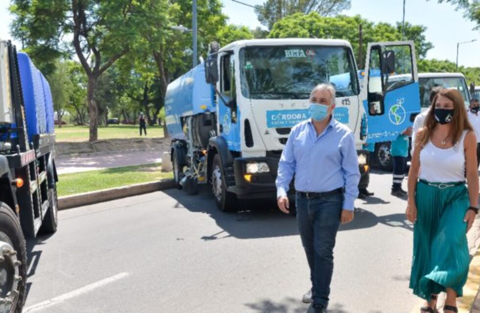 Córdoba Obras y Servicios suma nuevas funciones: desinfección, desagües y bocas de tormenta