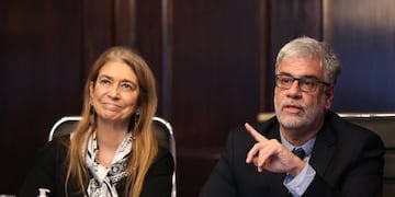 La subsecretaria de Comercio Interior, en una de las últimas reuniones junto a su ahora ex jefe, Roberto Feletti.