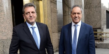 Sergio Massa se reunió con Daniel Scioli en el ministerio de Economía.