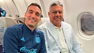 Lionel Scaloni junto al Chiqui Tapia