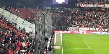 Los visitantes ocuparon una parte de la popular norte, donde se produjo el primer conflicto.