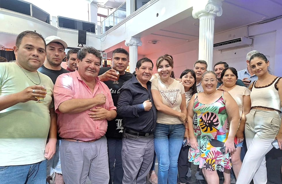 Los saludos de políticos