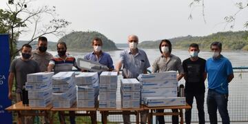 El Club de Pesca de Montecarlo recibió luminarias.