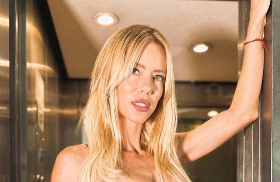 Nicole Neumann deslumbró al lucir una microbikini y le llovieron corazones rojos