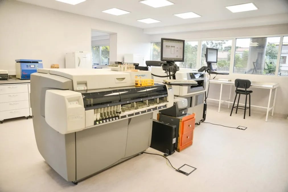 El Centro Regional de Hemoterapia funciona en la avenida Snopek esquina calle Teniente Bolzán del barrio Alto Comedero, en San Salvador de Jujuy.