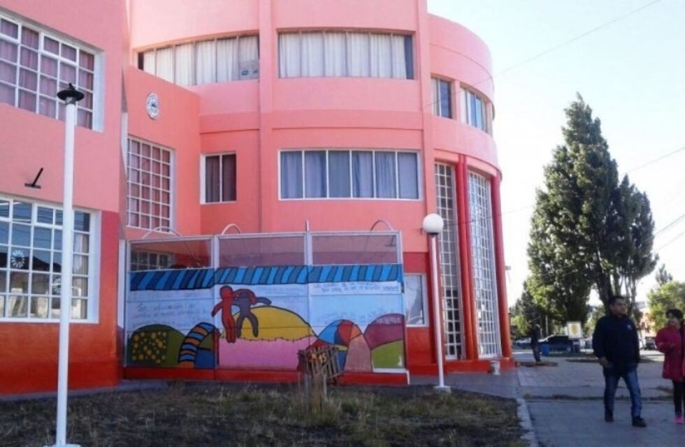 Escándalo en una escuela de Río Gallegos: una maestra fue denunciada por atar a una alumna