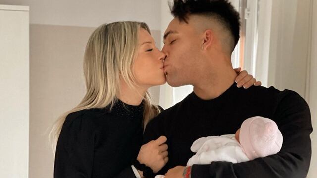 La modelo mendocina Agustina Gandolfo y su pareja, el futbolista Lautaro Martínez fueron padres a principios de febrero. La pequeña Nina está en Mendoza visitando a su familia.