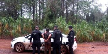 Dos presos se fugaron de una comisaría en Oberá: lograron recapturar a uno.