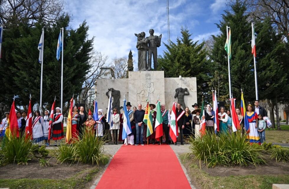 Acto Oficial por el Día del Inmigrante en Tres Arroyos