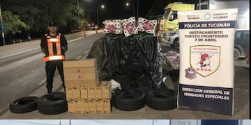 Contrabando en la frontera: decomisan hojas de coca, neumáticos y artículos de higiene.