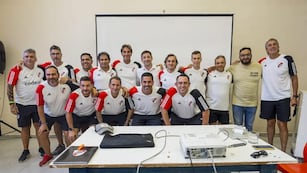 Se analizó en curso para formadores, técnico y profesores de fútbol